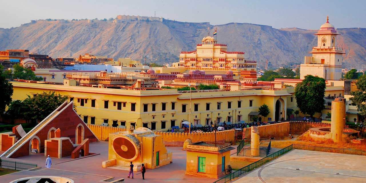 jantar-mantar